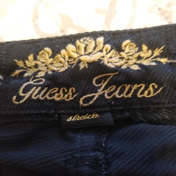 Ladies Guess Jeans - Picture 4 of 8